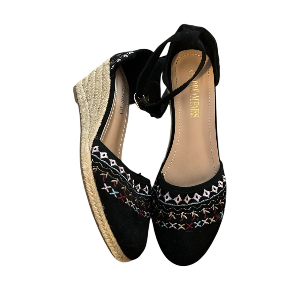 Size 8.5 DREAM PAIRS Espadrilles Wedge Sandals